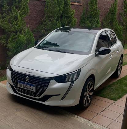 PEUGEOT 208 1.6 16V FLEX ALLURE AT6 PEUGEOT 208 1.6 16V FLEX ALLURE AT6